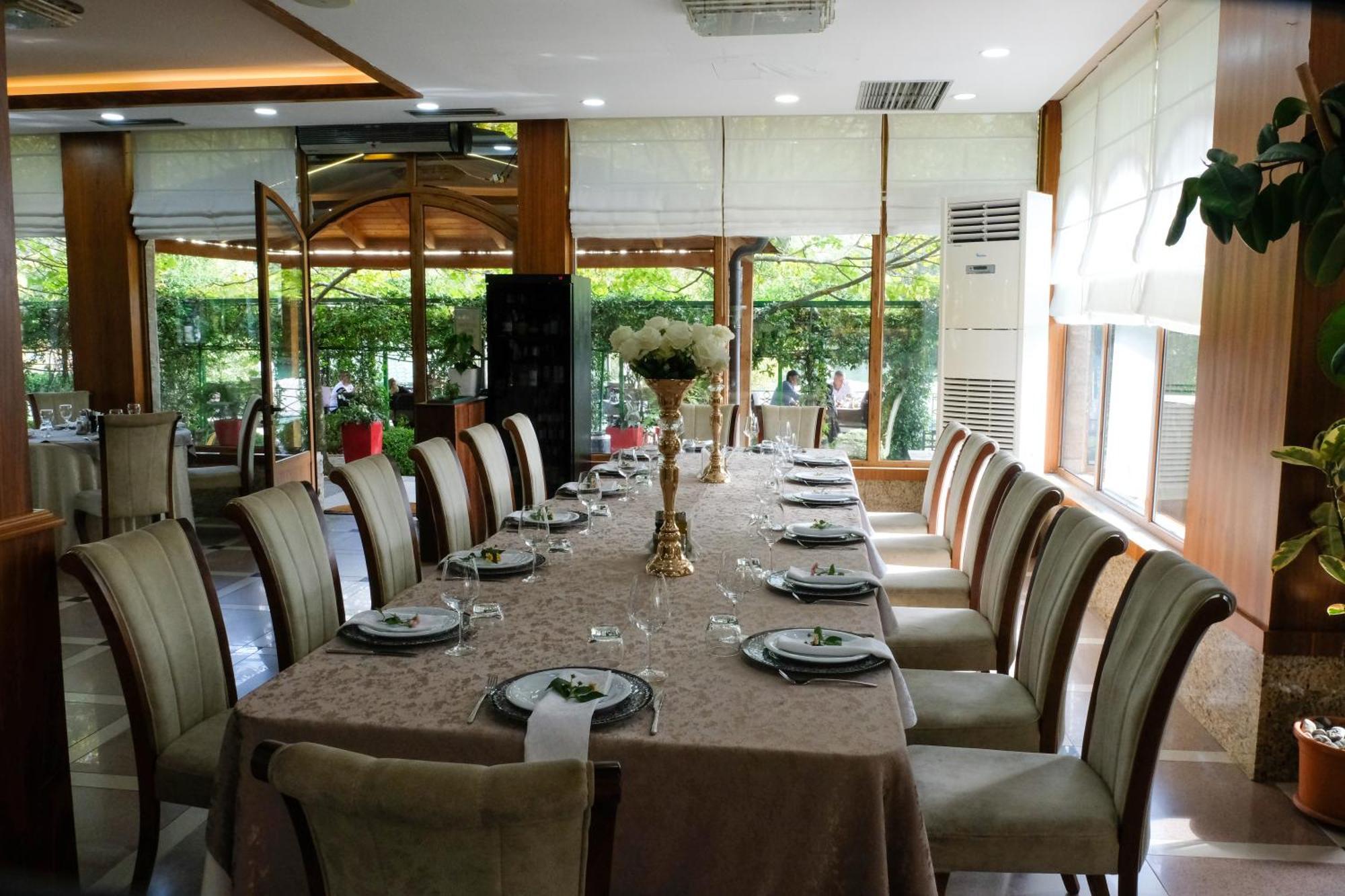 Buna Park Hotel Shkodër Extérieur photo