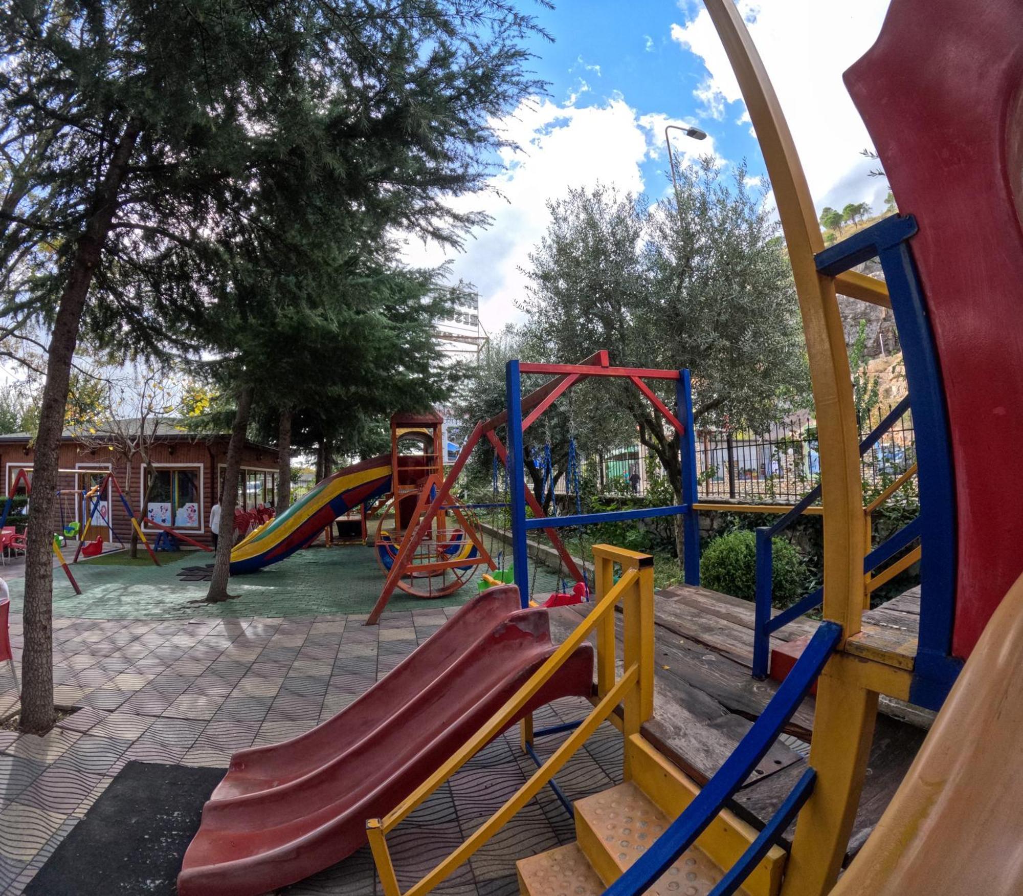 Buna Park Hotel Shkodër Extérieur photo
