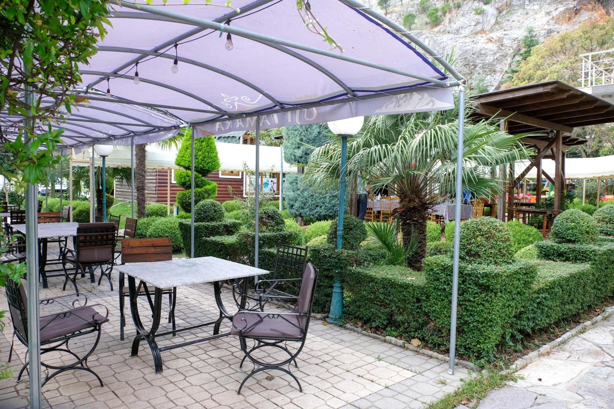 Buna Park Hotel Shkodër Extérieur photo