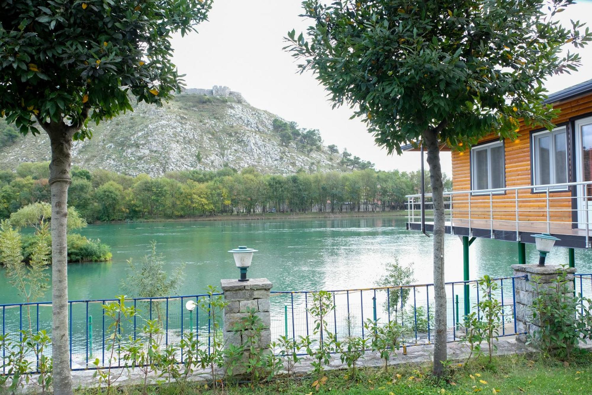 Buna Park Hotel Shkodër Extérieur photo