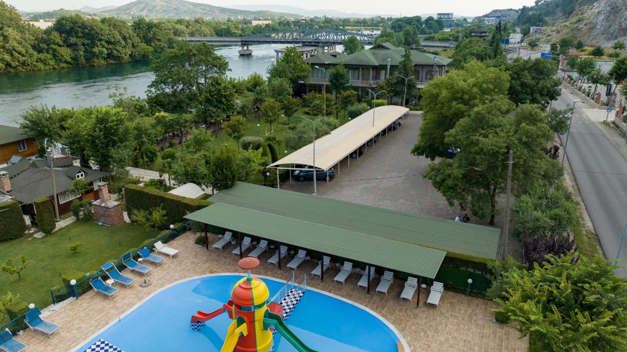 Buna Park Hotel Shkodër Extérieur photo