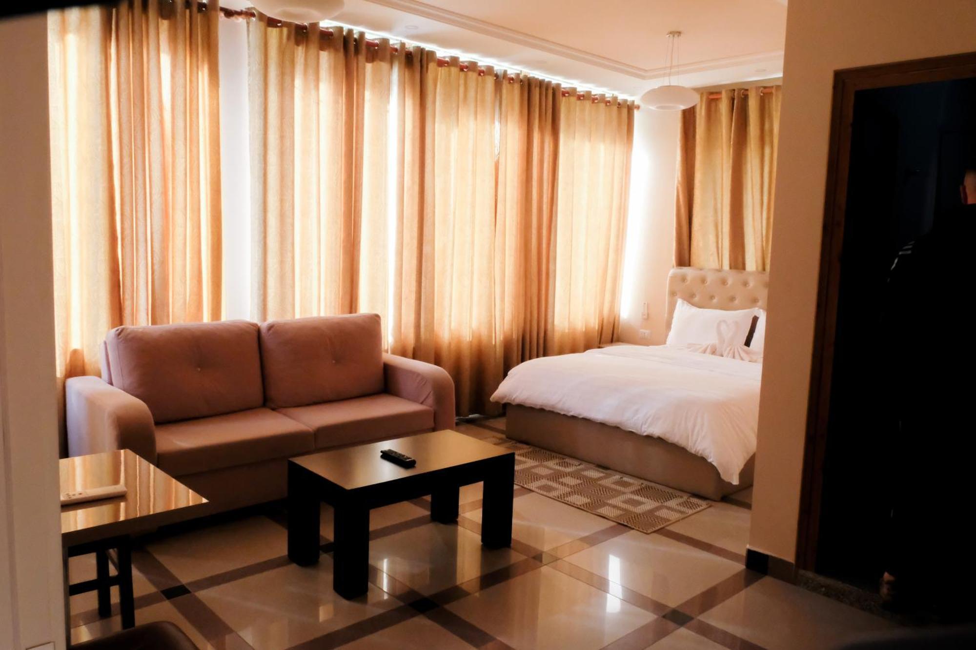 Buna Park Hotel Shkodër Extérieur photo